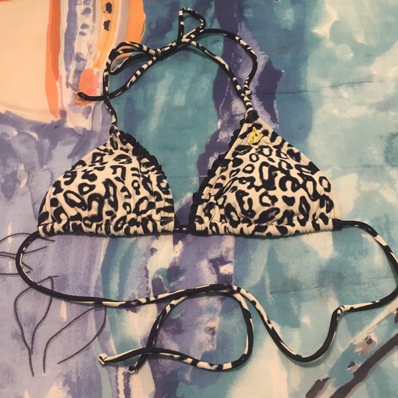 Volcom Leopard Bikini Top - Picture 2 of 4